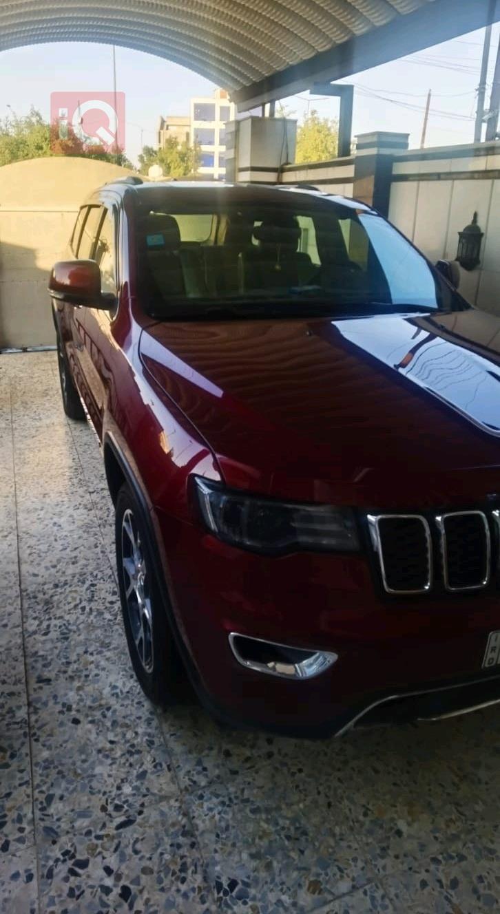 جيب جراند شيروكي